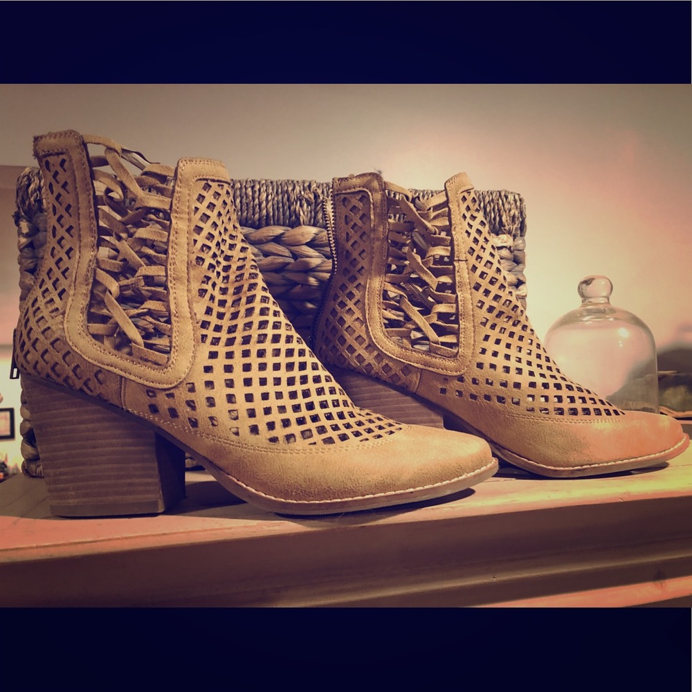 Size 10 , Tan Leather Booties -Coconuts by Matisse
